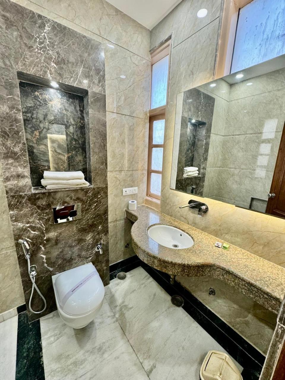 Hotel C Park - Karol Bagh, New Delhi المظهر الخارجي الصورة